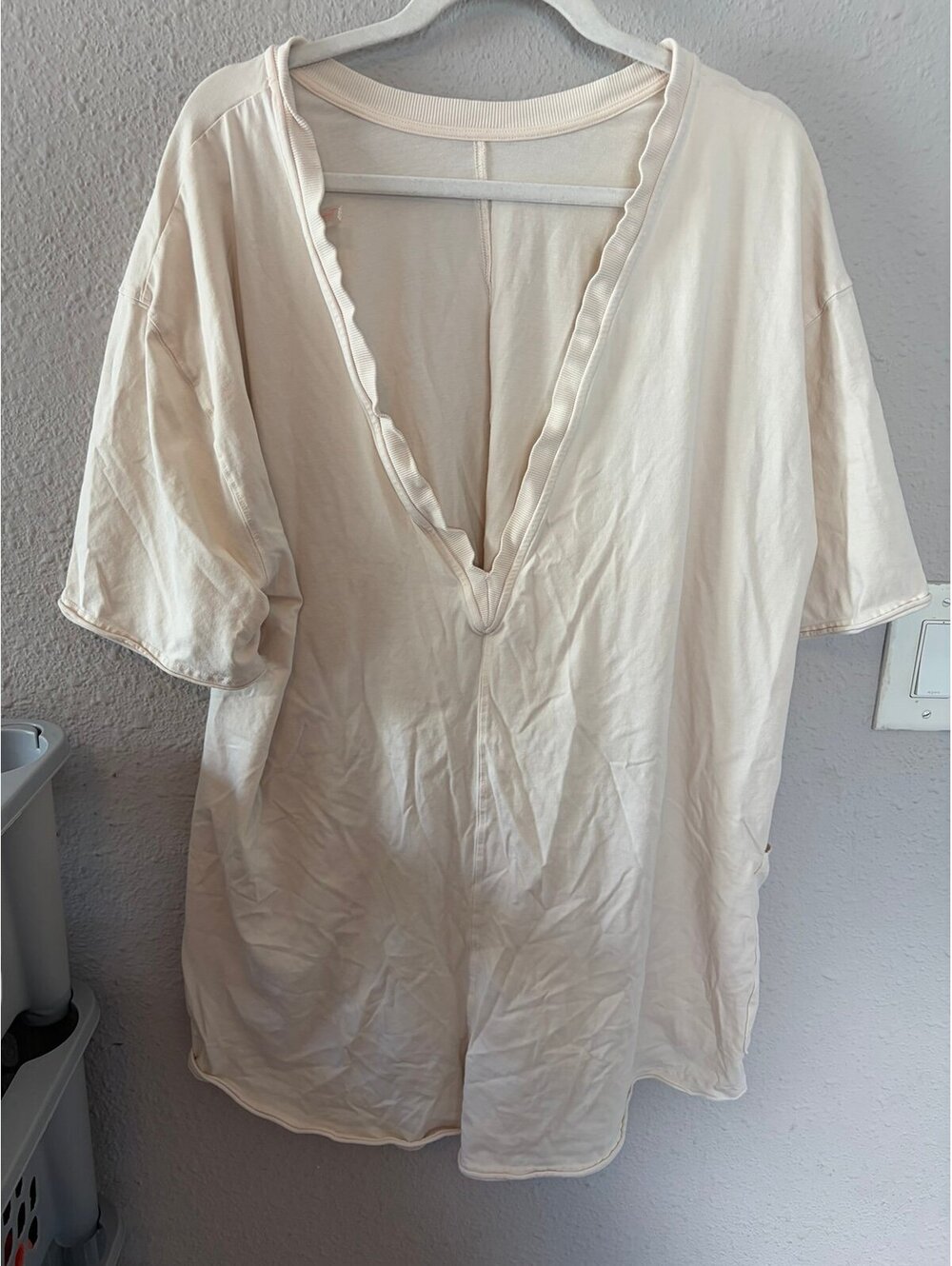 Free People Movement light pink romper size XL. Very short. Stain - Picture 5 of 6